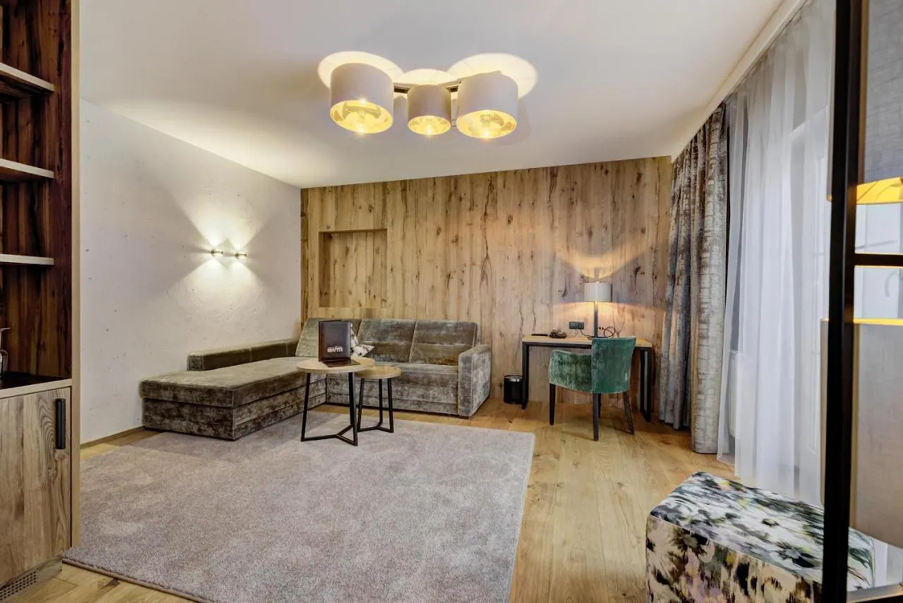 Hotel Brigitte Ischgl 4*,
