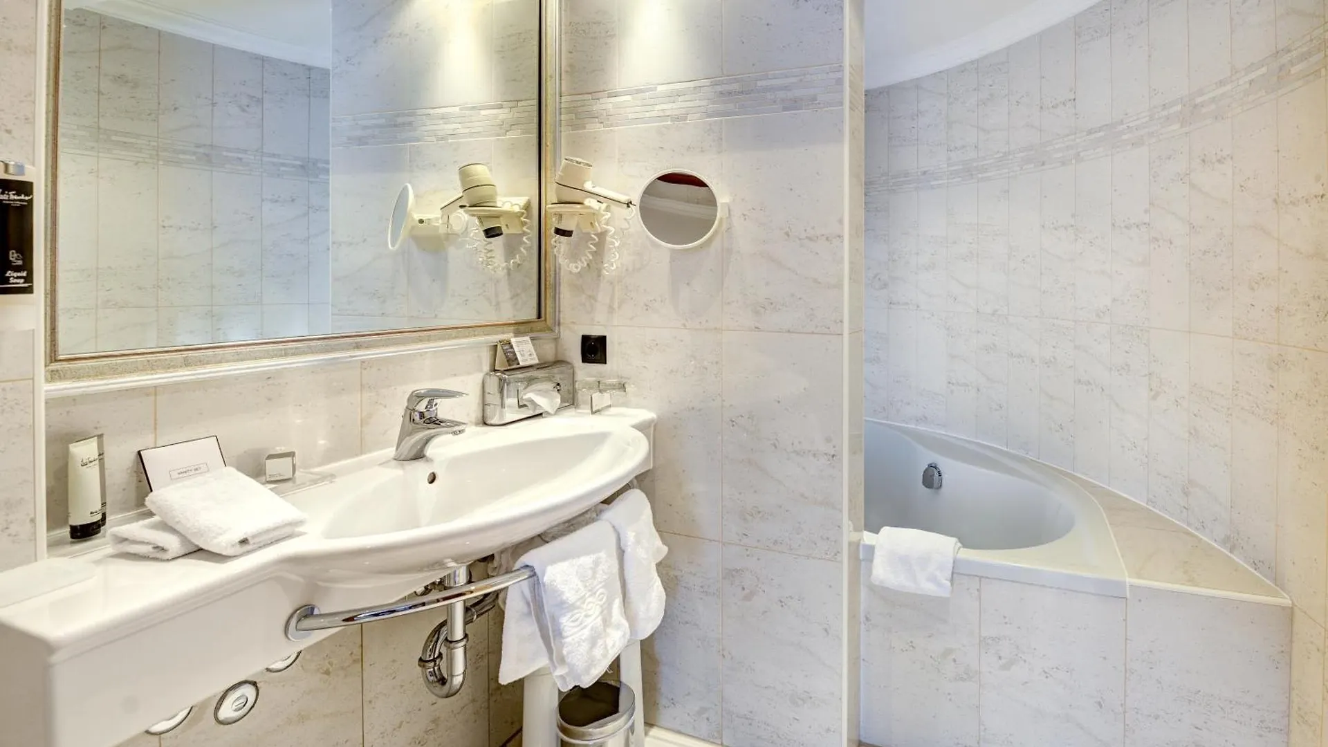 Hotel Brigitte Ischgl 4*,  Austria