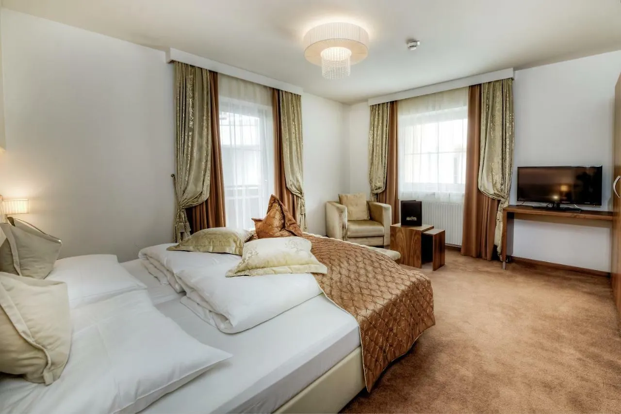 Hotel Brigitte Ischgl 4*,