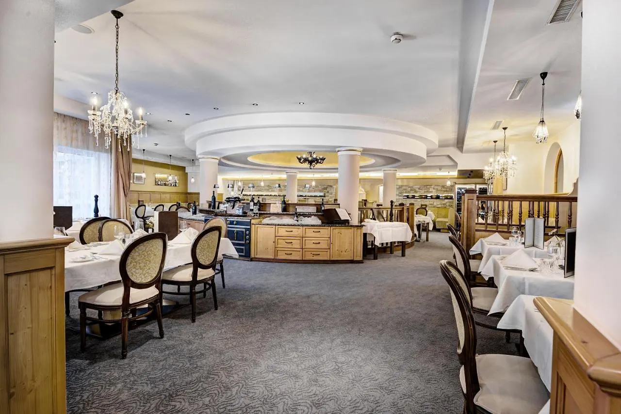 Hotel Brigitte Ischgl 4*,